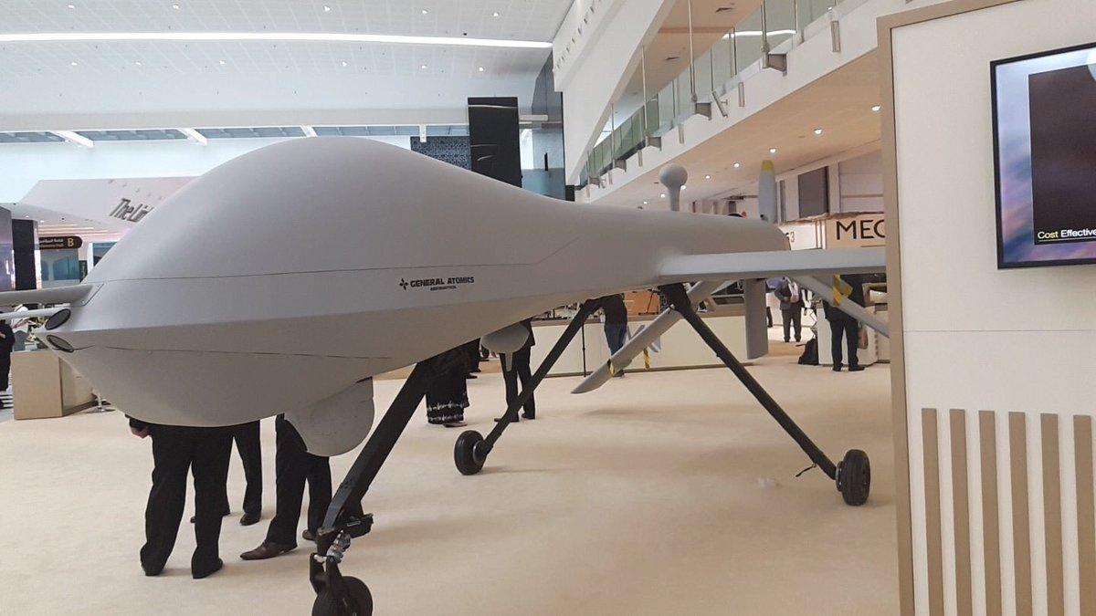 辽宁虚拟现实教育中的三维建模：从理论到实践的桥梁？